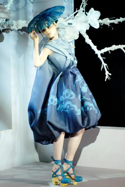 Look 18